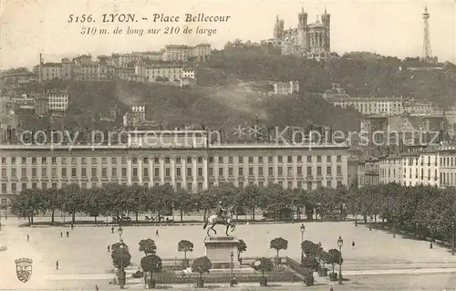 AK / Ansichtskarte Lyon_France Place Bellecour Lyon France