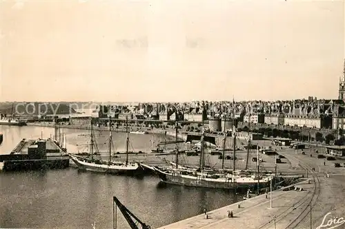 AK / Ansichtskarte Saint Malo_Ille et Vilaine_Bretagne Vue generale cote des Bassins Saint Malo_Ille et Vilaine