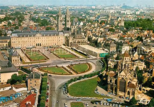 AK / Ansichtskarte Caen Vue aerienne Au premier plan le vieux Saint Etienne La place Guillouard labbaye aux Hommes et lhotel de ville Caen