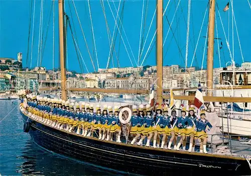 AK / Ansichtskarte Cannes_Alpes Maritimes Majorettes de Cannes dans le port Cannes Alpes Maritimes