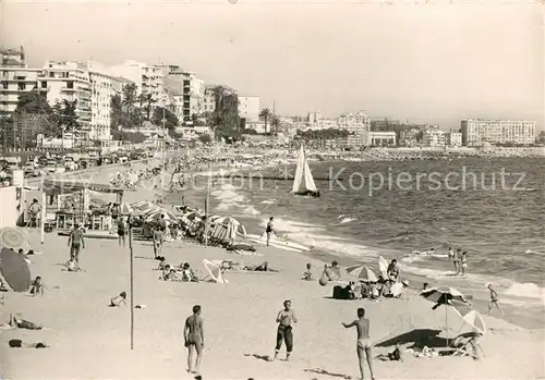 AK / Ansichtskarte Cannes_Alpes Maritimes Plage du Midi Cote d Azur Cannes Alpes Maritimes