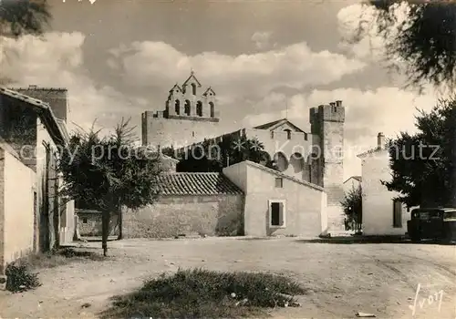 Saintes Maries de la Mer Eglise fortifiee facade nord ouest Saintes Maries de la Mer