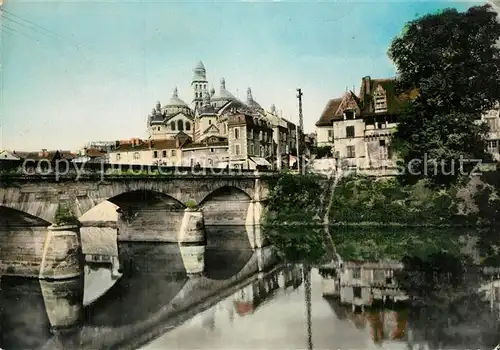 Perigueux La Cathedrale Saint Front et le Pont des Barris Perigueux