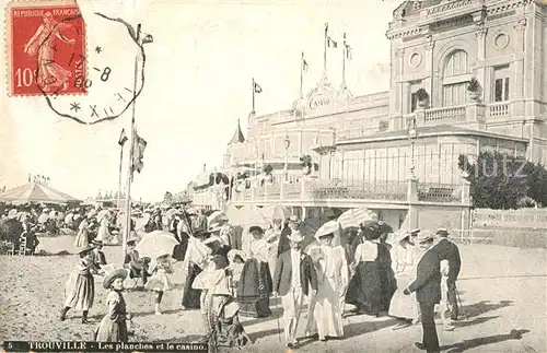 Trouville Deauville Les planches et le casino Trouville Deauville
