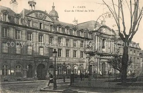 Caen Cour de lHotel de Ville Caen