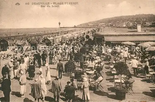 AK / Ansichtskarte Deauville Plage Fleurie Bar du Soleil Deauville