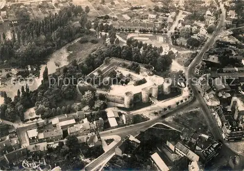 AK / Ansichtskarte Peronne_Somme Chateau vue aerienne Peronne Somme