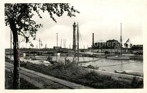 AK / Ansichtskarte Ouistreham Riva Bella Vue generale du Port Ouistreham