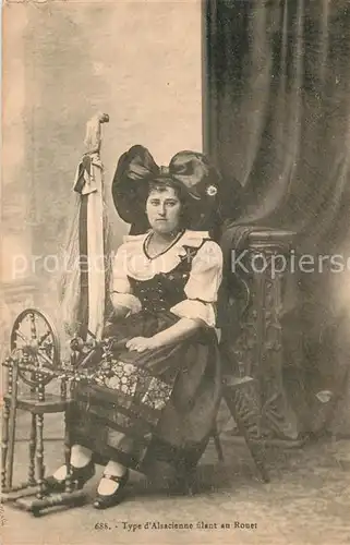 AK / Ansichtskarte Alsace_Elsass Type d Alsacienne úlant au Rouet Costumes Trachten Spinnrad Alsace Elsass