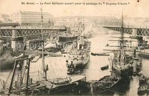 AK / Ansichtskarte Brest_Finistere Pont National ouvert pour le passage du Duguay Trouin Bateaux Brest_Finistere