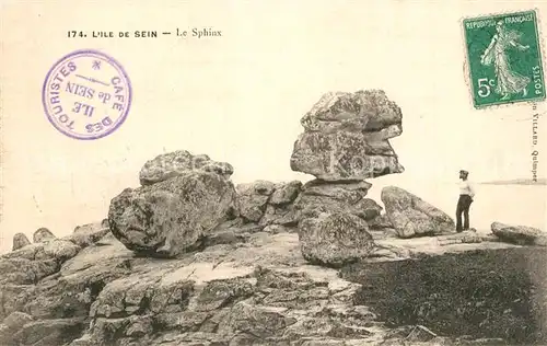 AK / Ansichtskarte Ile de Sein Le Sphinx Rocher Ile de Sein