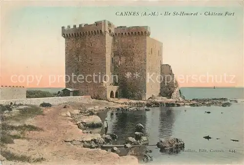 AK / Ansichtskarte Cannes_Alpes Maritimes Ile Saint Honorat Chateau Fort Cannes Alpes Maritimes