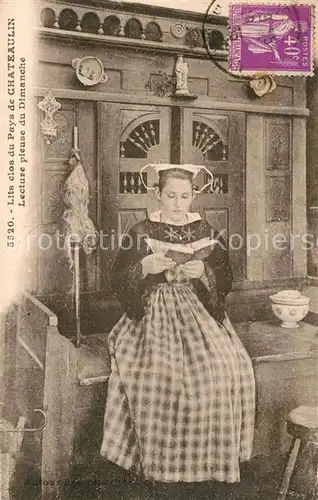 AK / Ansichtskarte Chateaulin Lecture pleuse du Dimanche Chateaulin