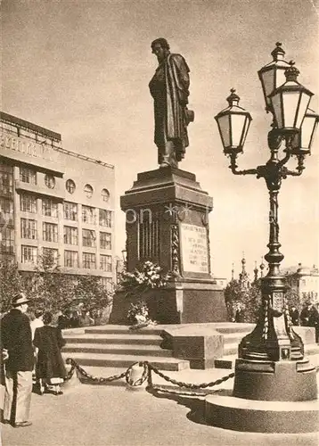 AK / Ansichtskarte Moskau_Moscou Denkmal Puschkin Moskau Moscou