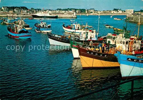 AK / Ansichtskarte Quiberon_Morbihan Sardiniers a Port Maria Le Guerveur Bateaux de peche Quiberon Morbihan