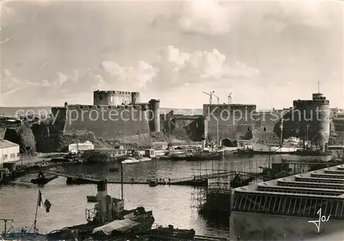 AK / Ansichtskarte Brest_Finistere Chateau XVe siecle Remparts sur la Penfeld Brest_Finistere