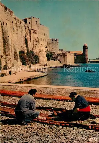 AK / Ansichtskarte Collioure Chateau des Templiers Eglise Saint Vincent Collioure