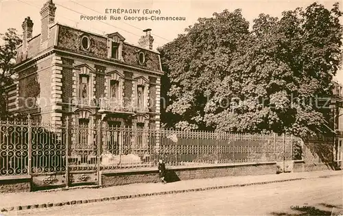AK / Ansichtskarte Etrepagny Propriete Rue Georges Clemenceau Etrepagny
