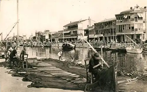 AK / Ansichtskarte Palavas les Flots_Herault Rive gauche Bateaux de peche Pecheurs Palavas les Flots_Herault