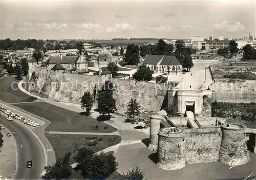 AK / Ansichtskarte Caen Vue generale du Chateau Caen