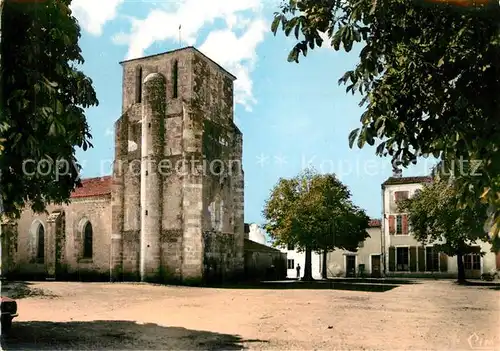 AK / Ansichtskarte Saint Jean de Liversay La Place de l Eglise Saint Jean de Liversay