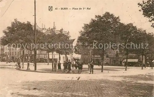 AK / Ansichtskarte Dijon_Cote_d_Or Place du 1 Mai Dijon_Cote_d_Or
