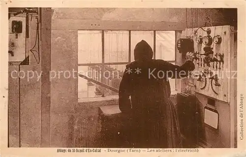 AK / Ansichtskarte Dourgne Abbaye Saint Benoit en Calcat ateliers electricite Dourgne