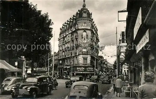 AK / Ansichtskarte Vichy_Allier Place Victor Hugo Vichy Allier