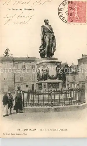 AK / Ansichtskarte Bar_le_Duc_Lothringen Statue du Marechal Oudinot Bar_le_Duc_Lothringen