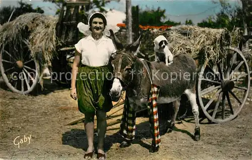 AK / Ansichtskarte Ile de Re Ane a Culotte Ile de Re