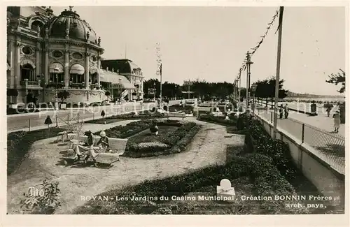 AK / Ansichtskarte Royan_Charente Maritime Les Jardins du Casino Municipal Creation Bonnin Freres Royan Charente Maritime