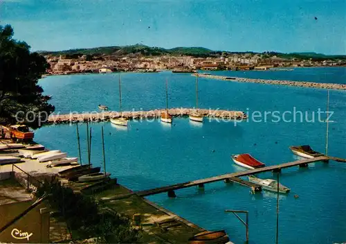 AK / Ansichtskarte Martigues La Venise Provencale Jolie Perspective sur la Ville Martigues