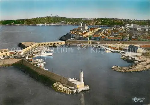 AK / Ansichtskarte Antibes_Alpes_Maritimes Vue generale aerienne Le Port et la Ville Antibes_Alpes_Maritimes