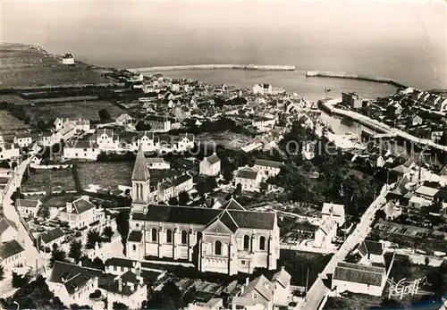 AK / Ansichtskarte Port en Bessin Vue Aerienne Eglise Saint Andre Port Jetees Port en Bessin