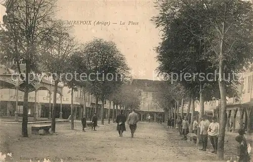 AK / Ansichtskarte Mirepoix_Ariege La place Mirepoix Ariege