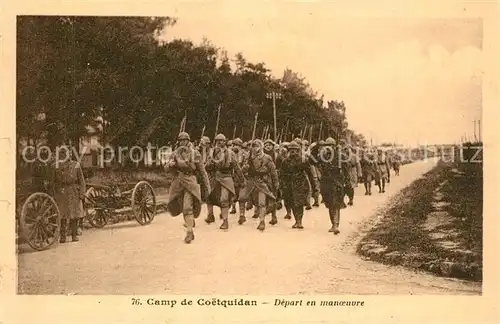 AK / Ansichtskarte Coetquidan Camp de Coetquidan Depart en maneuvre Coetquidan