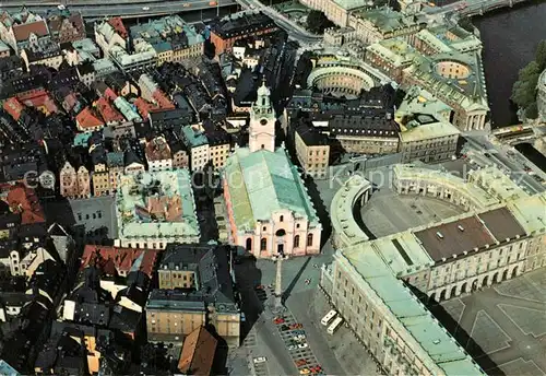 AK / Ansichtskarte Stockholm Fliegeraufnahme Schloss Regierungsgeb?ude Stockholm