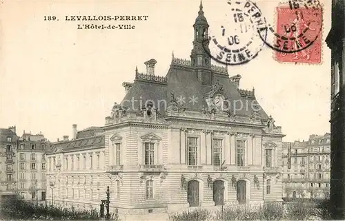 AK / Ansichtskarte Levallois Perret Hotel de Ville Levallois Perret