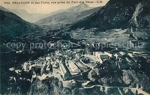 AK / Ansichtskarte Briancon Fliegeraufnahme Forts  Briancon