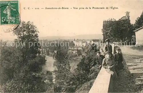 AK / Ansichtskarte Sauveterre de Bearn Promenade de l Eglise  Sauveterre de Bearn