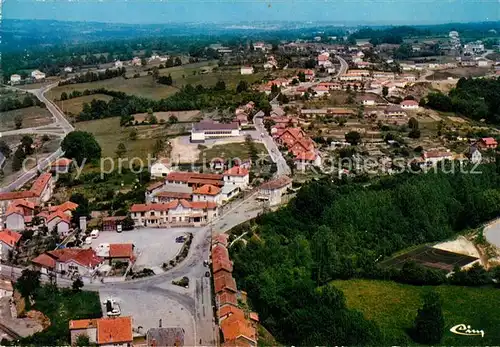AK / Ansichtskarte Saillat sur Vienne Fliegeraufnahme Saillat sur Vienne