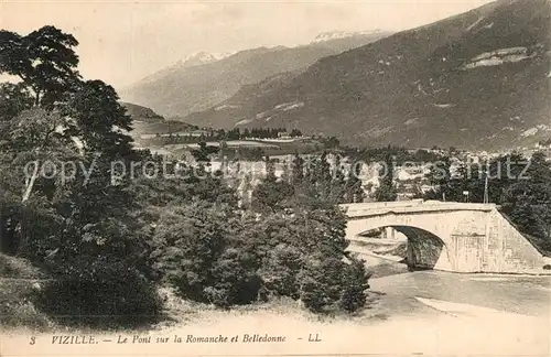 AK / Ansichtskarte Vizille Le Pont sur la Romanche et Belledonne Vizille