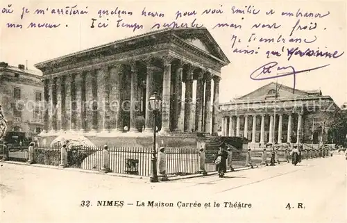 AK / Ansichtskarte Nimes La Maison Carree et le Theatre Nimes
