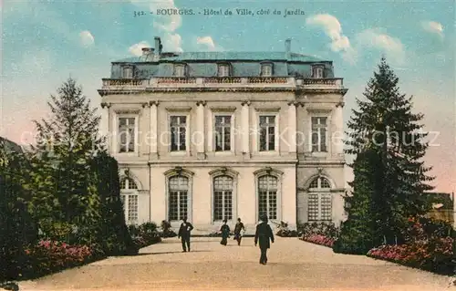 AK / Ansichtskarte Bourges Hotel de Ville Jardin Bourges