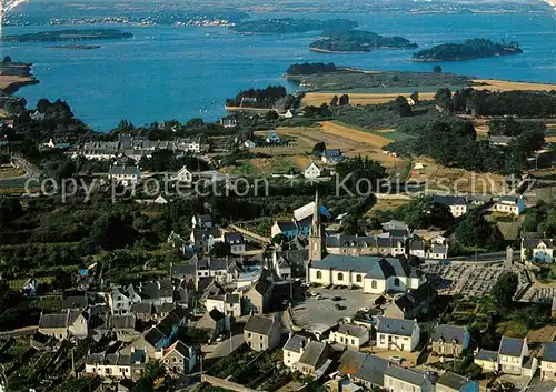 AK / Ansichtskarte Arzon Bourg d Arzon et les Iles du Golfe du Morbihan vue aerienne Arzon
