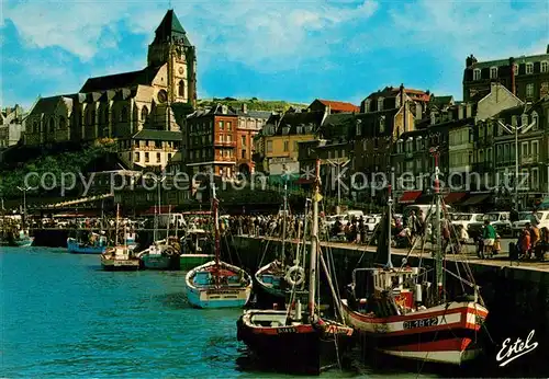 AK / Ansichtskarte Le_Treport Port a maree haute Bateaux de peche Eglise Saint Jacques Le_Treport