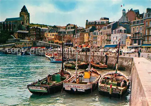 AK / Ansichtskarte Le_Treport Eglise Saint Jacques et les bateaux de peche Le_Treport