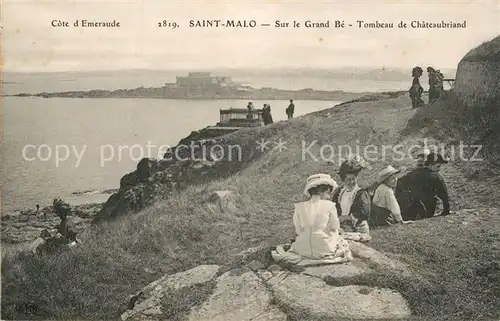 AK / Ansichtskarte Saint Malo_Ille et Vilaine_Bretagne Sur le Grand Be Tombeau de Chateaubriand Saint Malo_Ille et Vilaine