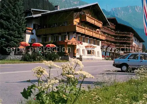 AK / Ansichtskarte Elbigenalp Sporthotel Alpenrose  Elbigenalp