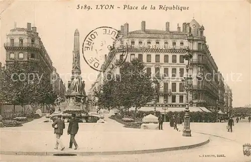 AK / Ansichtskarte Lyon_France Place de la Republique Lyon France